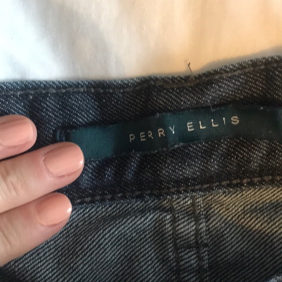 Men’s Perry Ellis Jeans - Picture 3 of 6